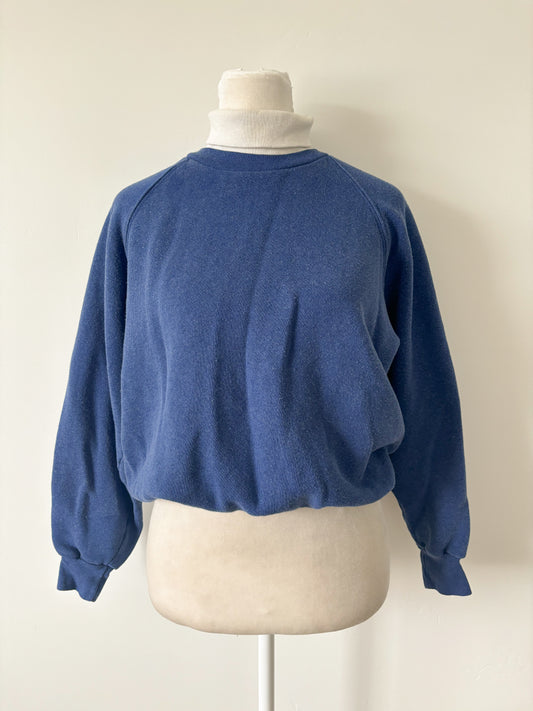 Blue white collar sweatshirt-M