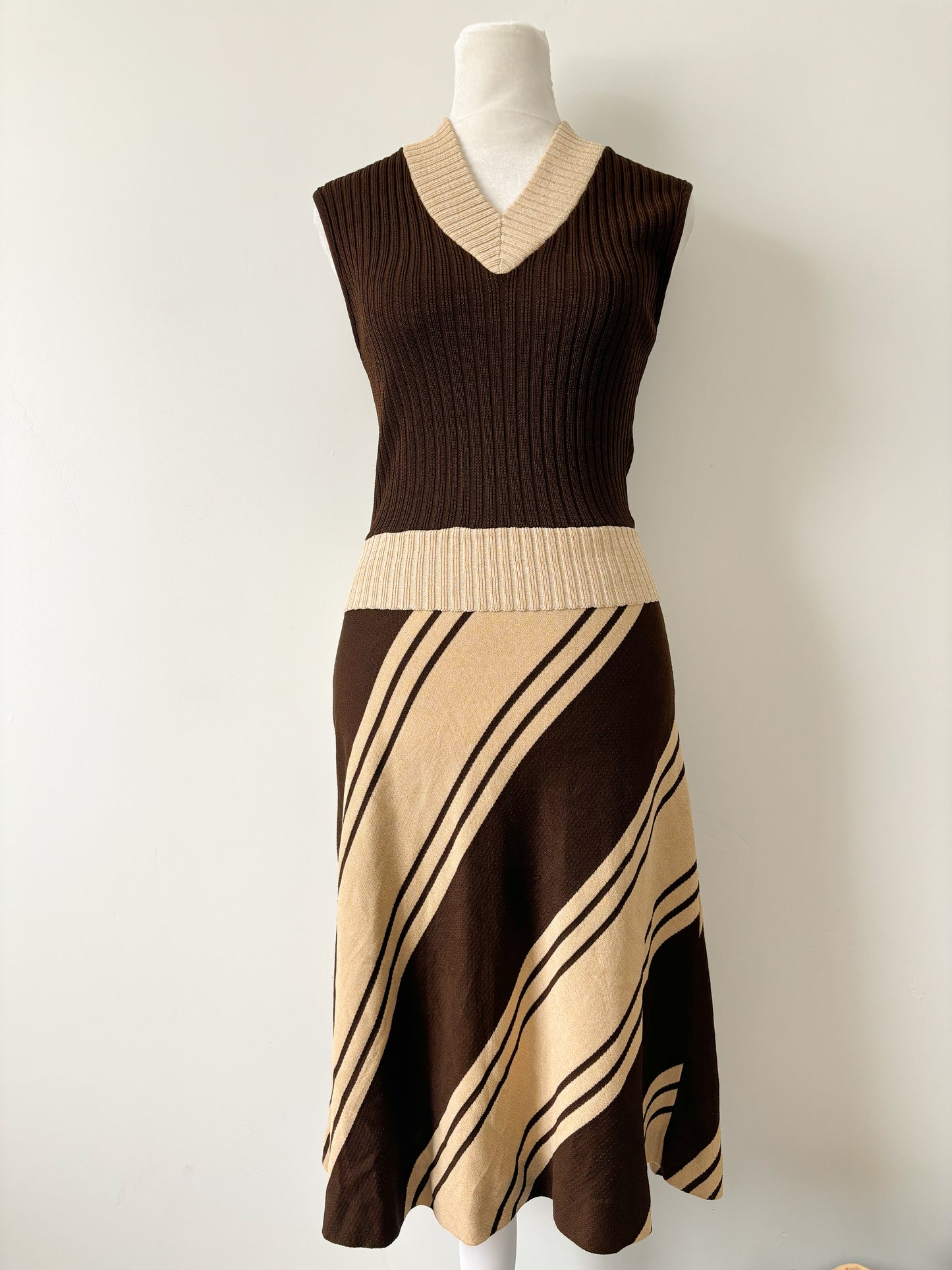 Brown knit dress-S