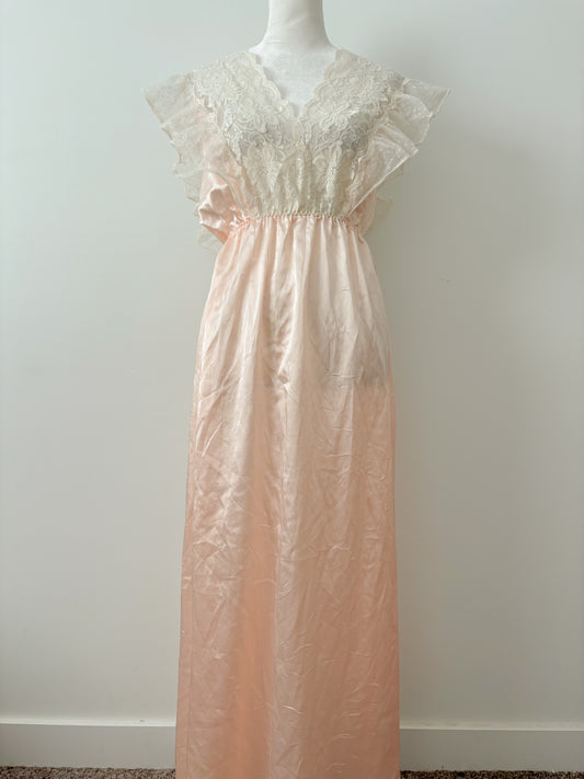 Peach lace ruffle top nightgown-M