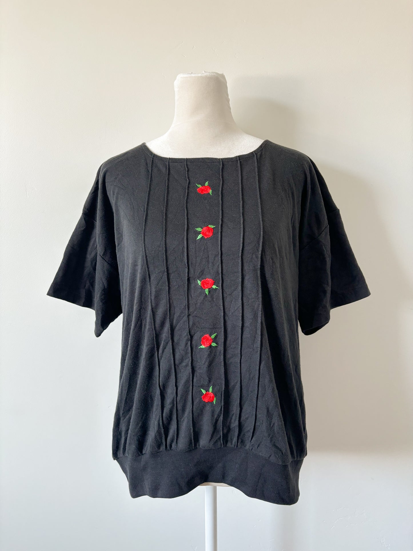 Black rose tee-M