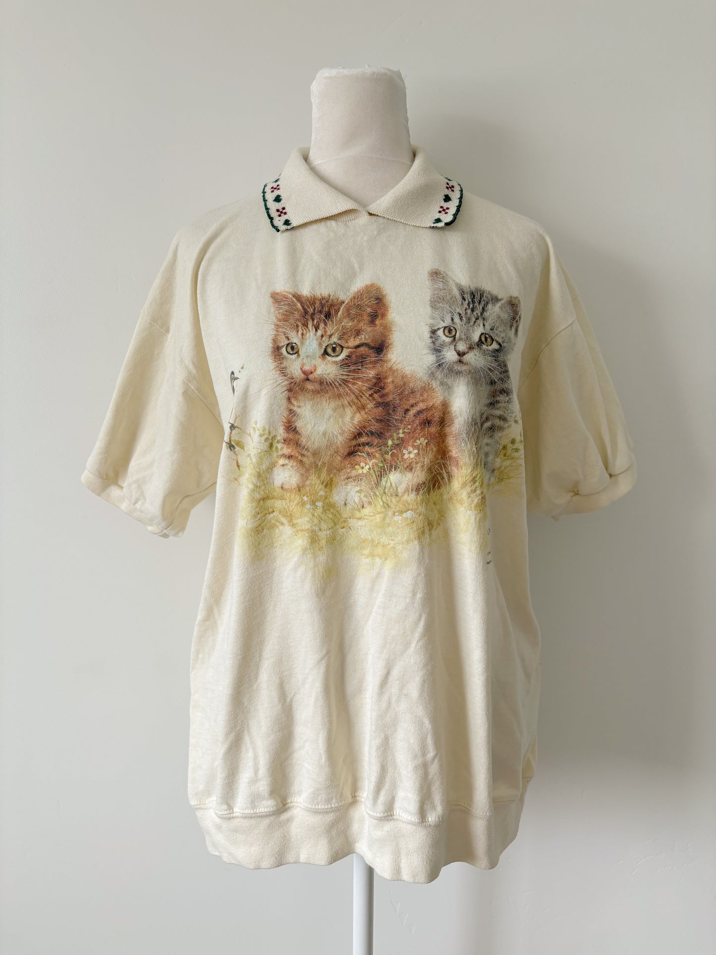 Collared cat tee-L