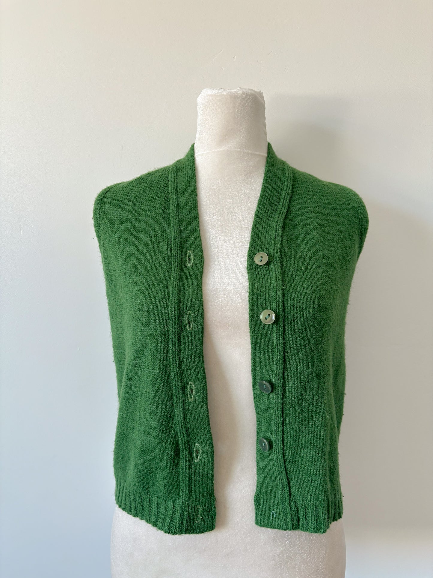 Green sweater vest-XS