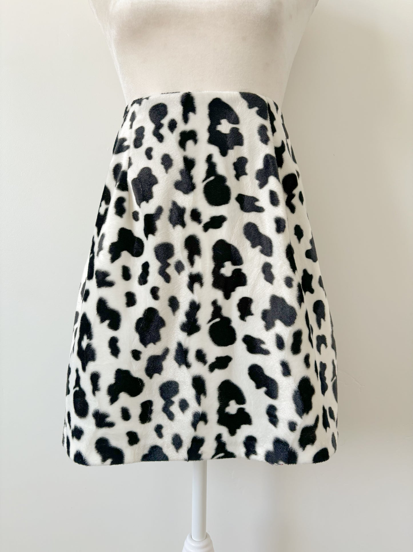 Dalmatian print skirt-M