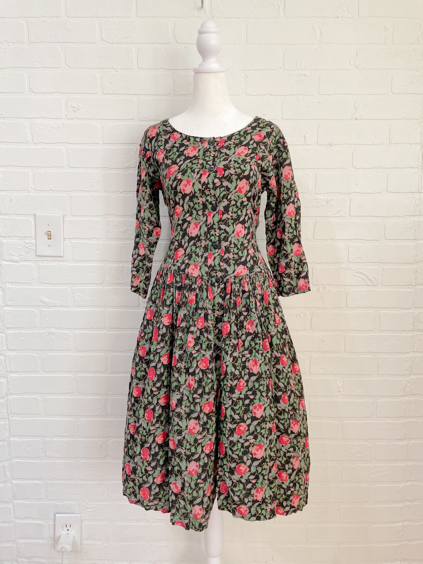 Floral figure dress-s