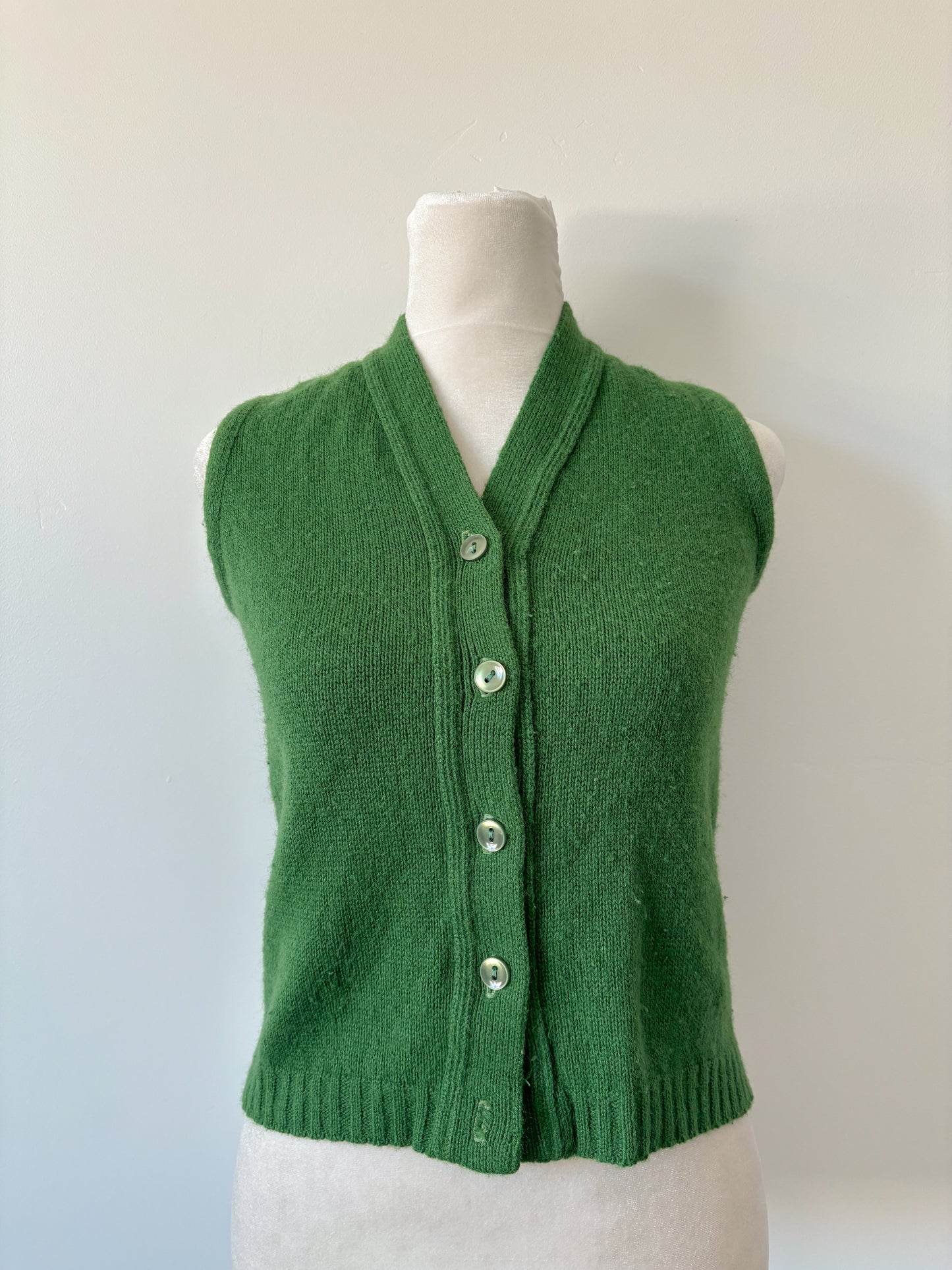 Green sweater vest-XS