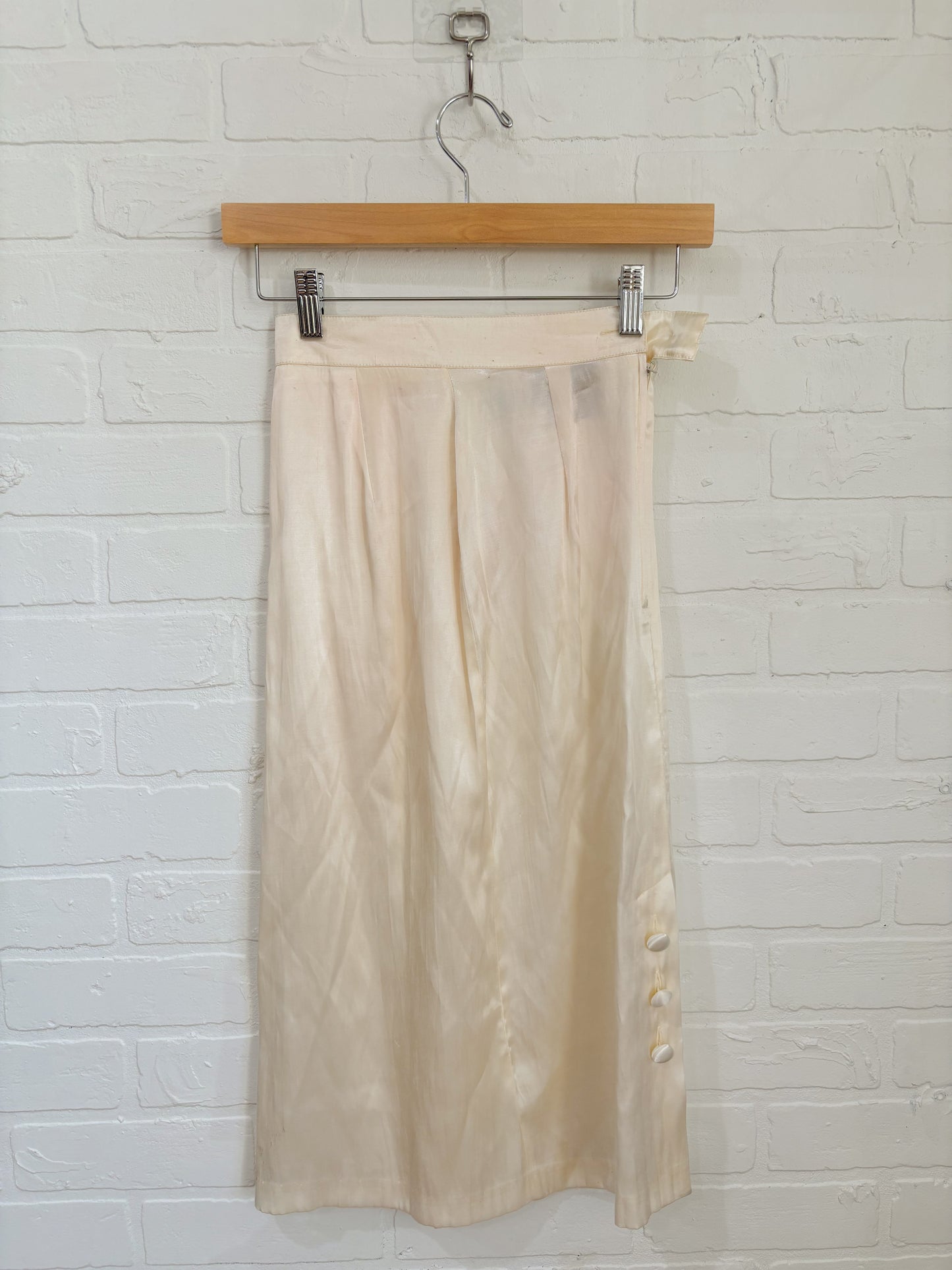 Cream satin pencil skirt-XS