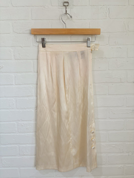 Cream satin pencil skirt-XS