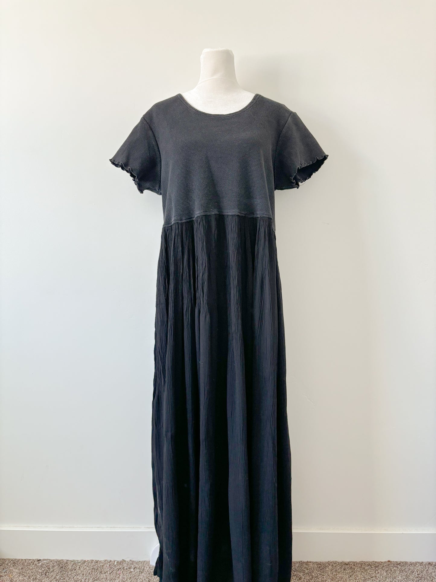 Black Cherokee maxi dress-XL