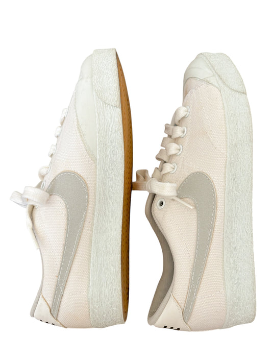 Vintage light pink Nikes-5