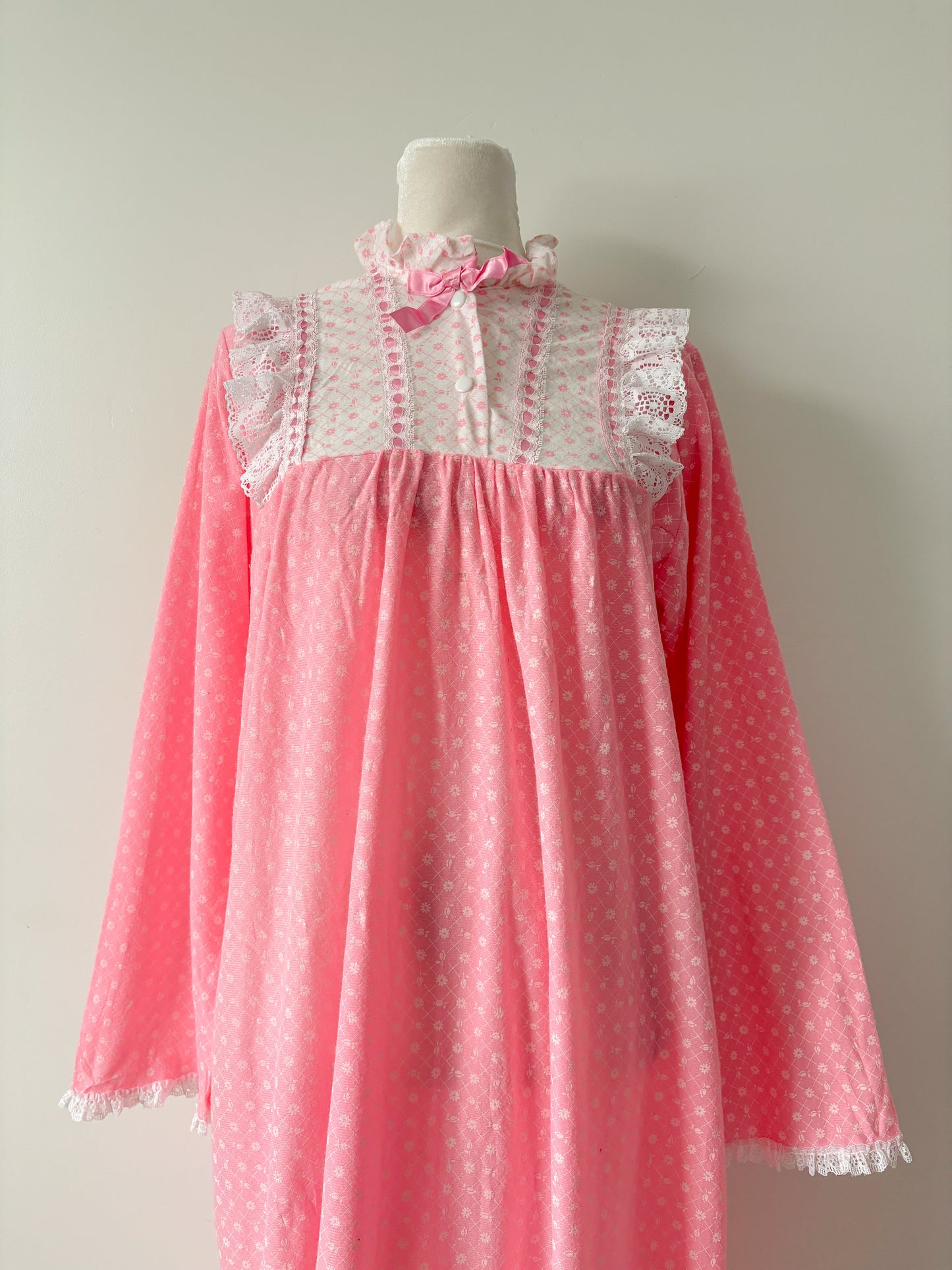 Pink Kimberly nightgown M