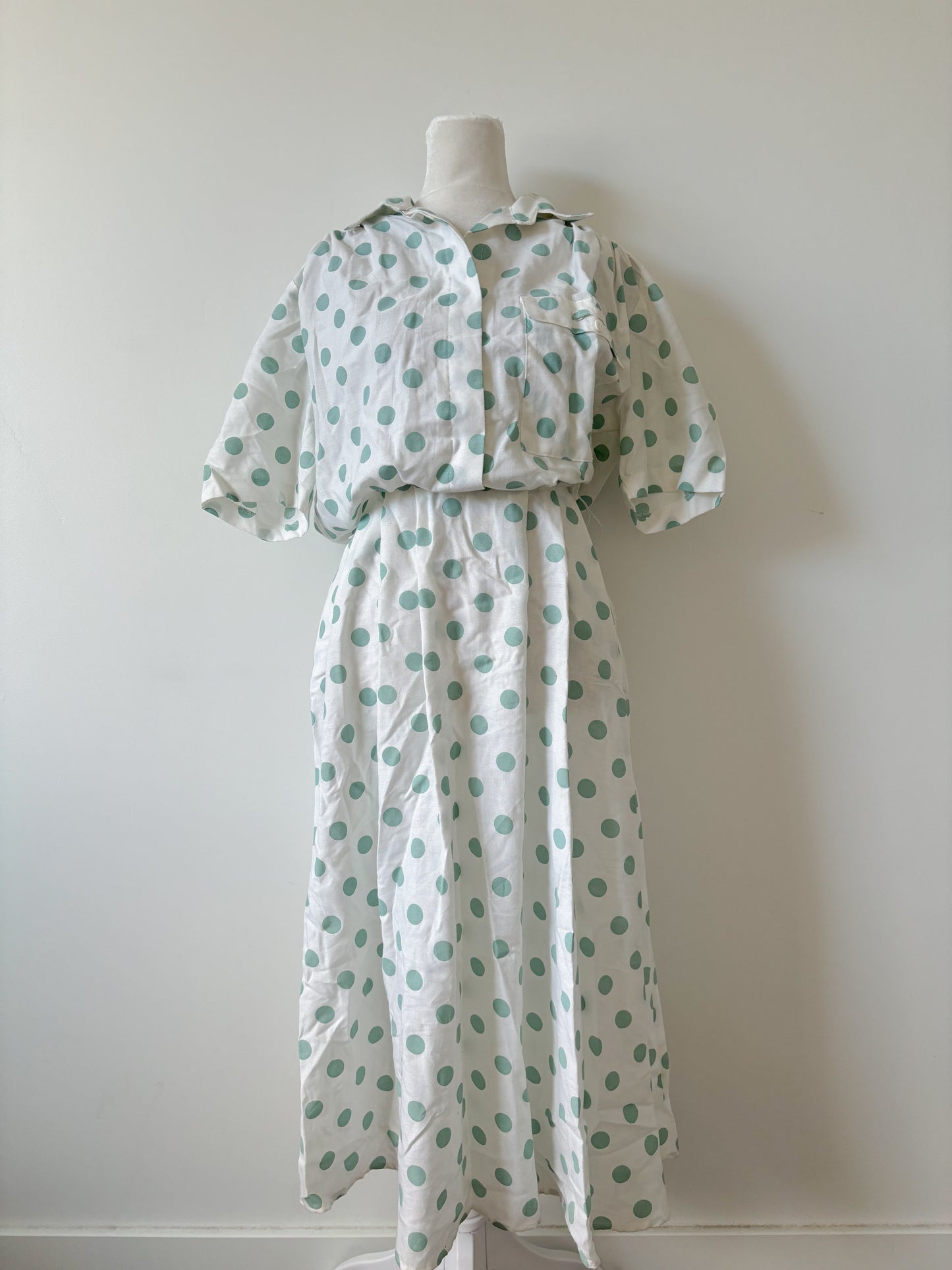 White teal polka dot dress-M