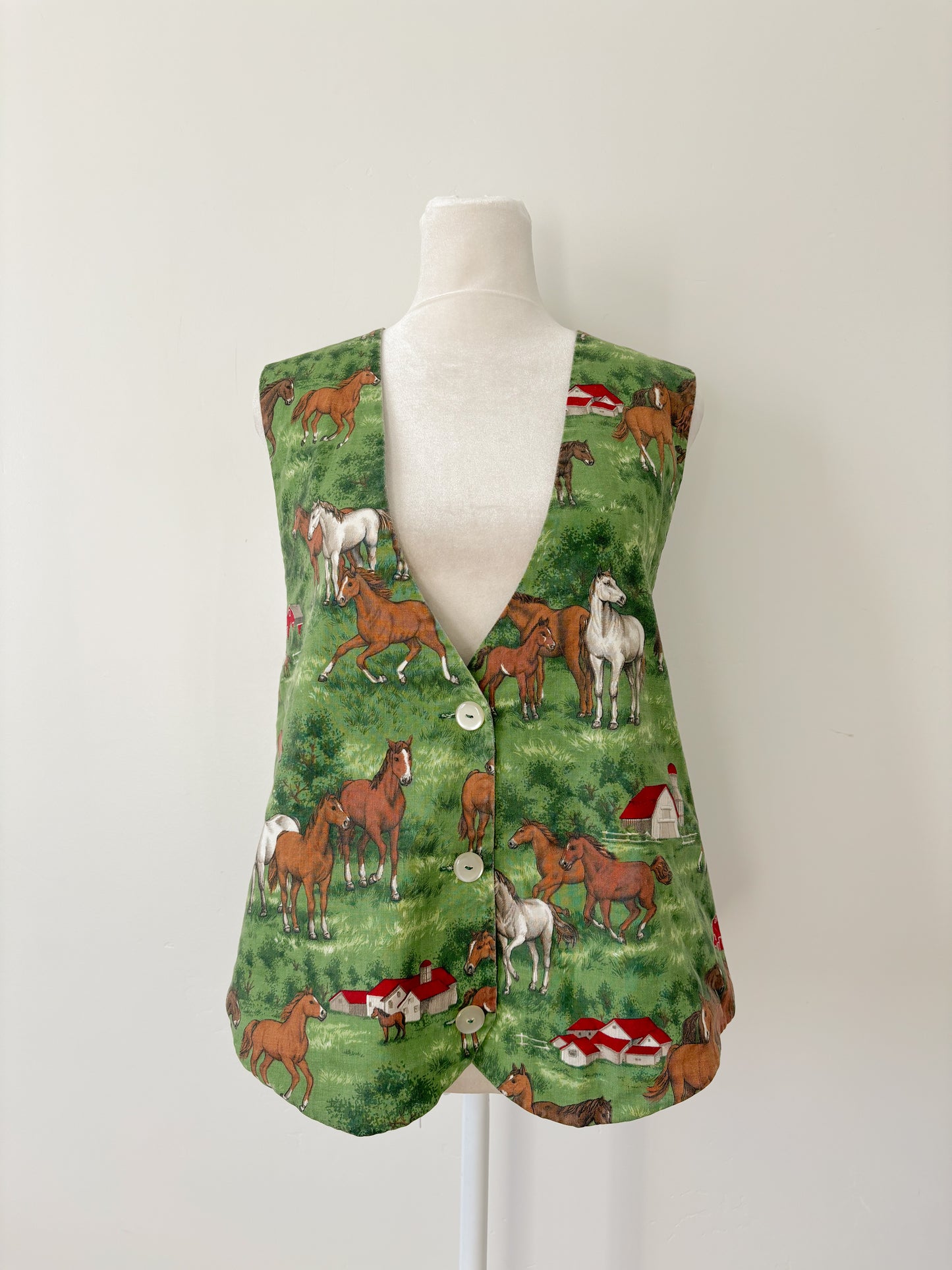 Green horse vest-L