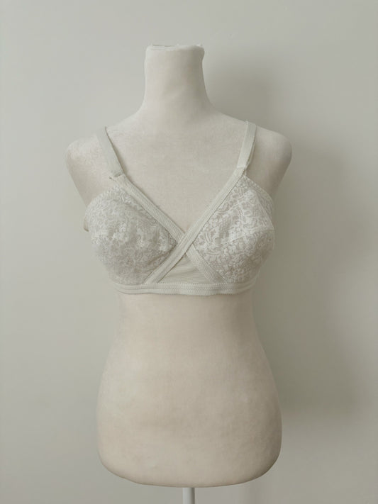 White lace bra-36B