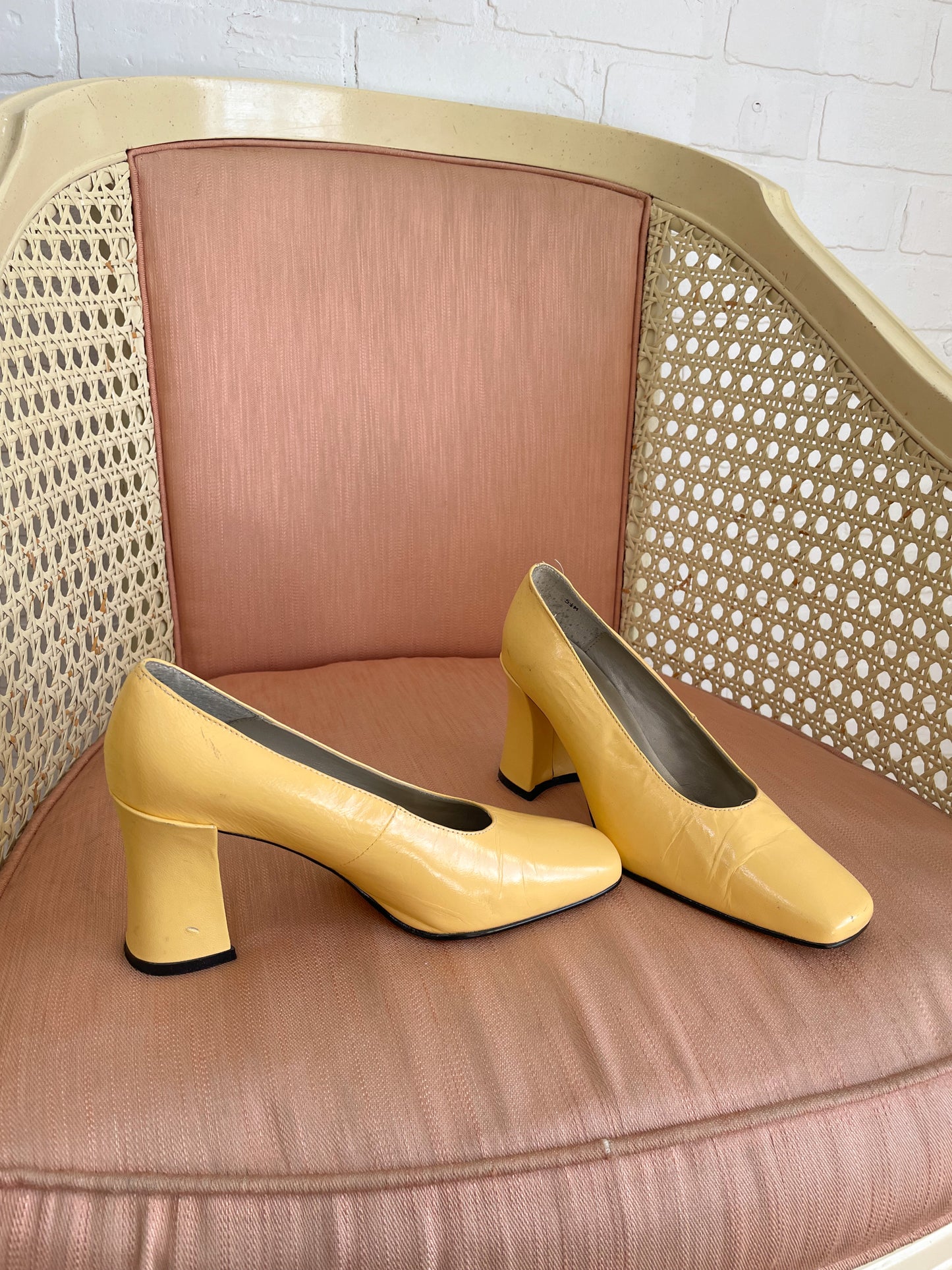 Vintage yellow heels